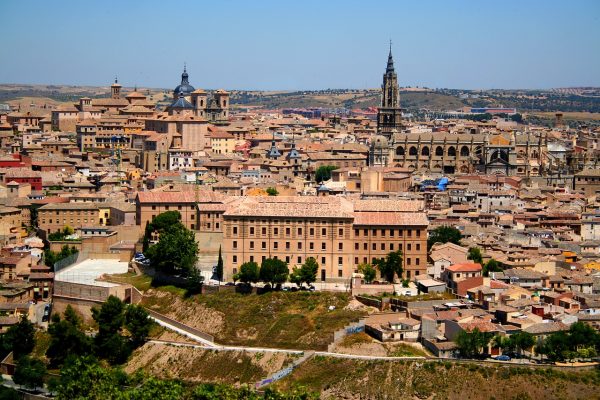 Recorriendo Toledo con paseos fuera de lo común