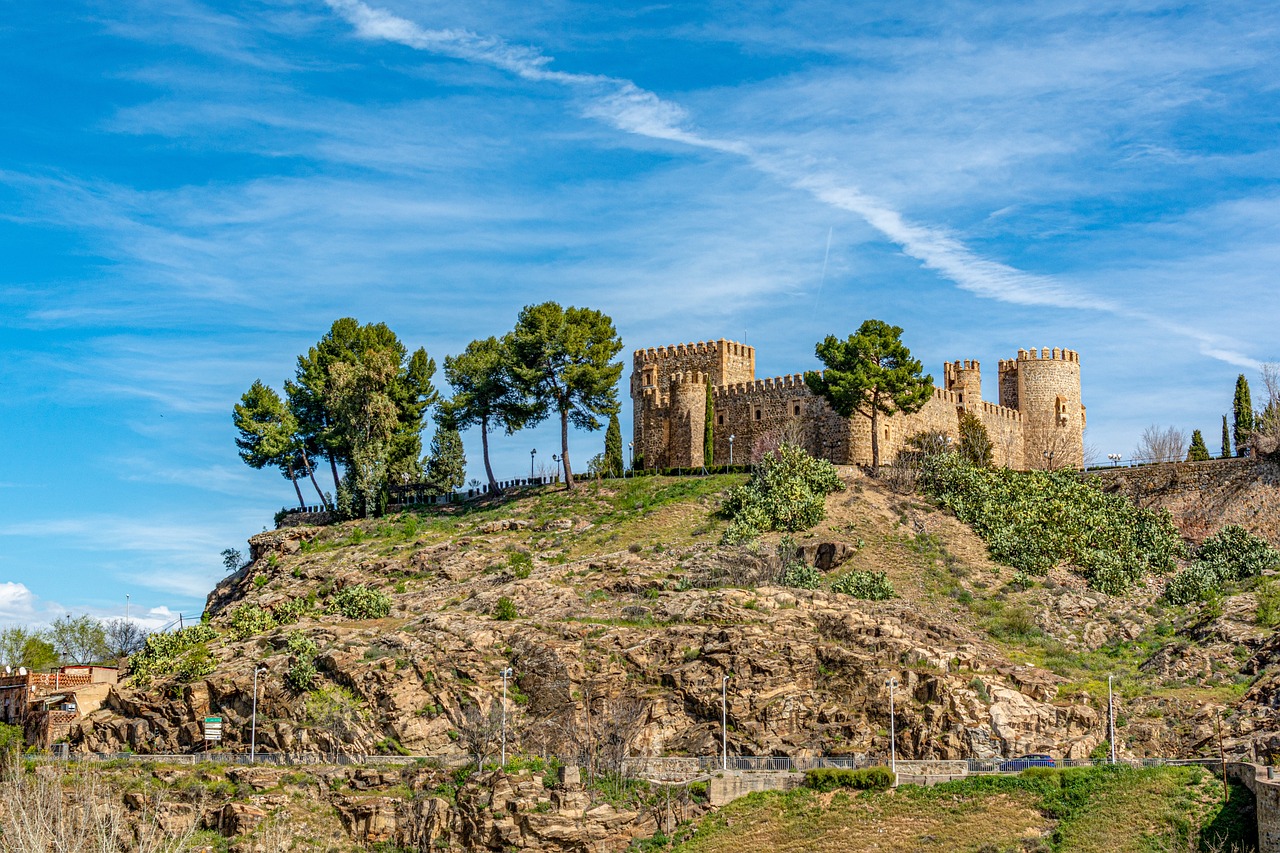 Castillo de San Servando en Toledo, España